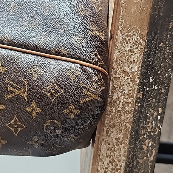 🔥1DAYSALE🔥Louis Vuitton Monogram Totally MM - Picture 10 of 17